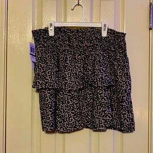 Smocked waste tiered skirt